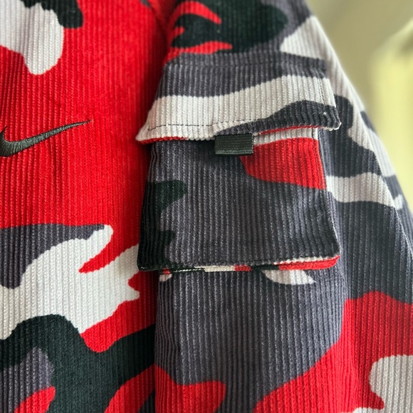 Supreme Nikr Arc Corduroy Hooded Jacket ( Red Camo ) - Picture 10 of 11